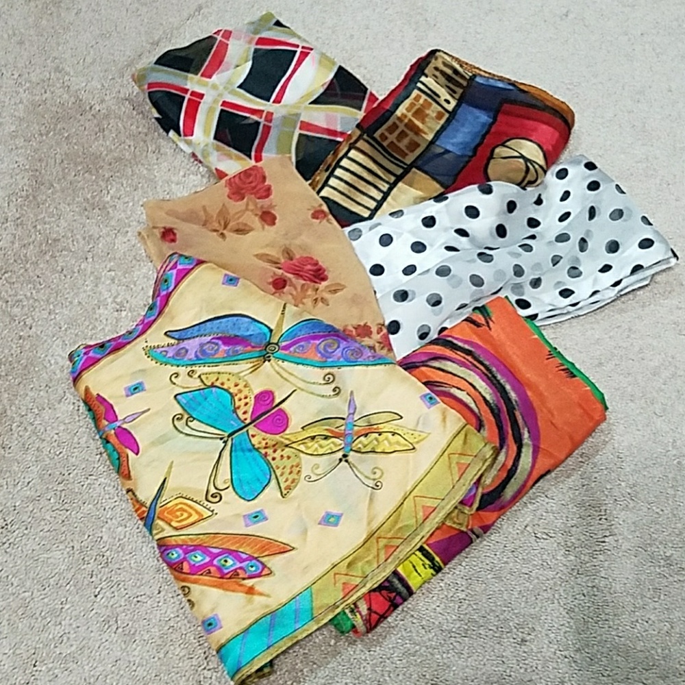 Scarfs